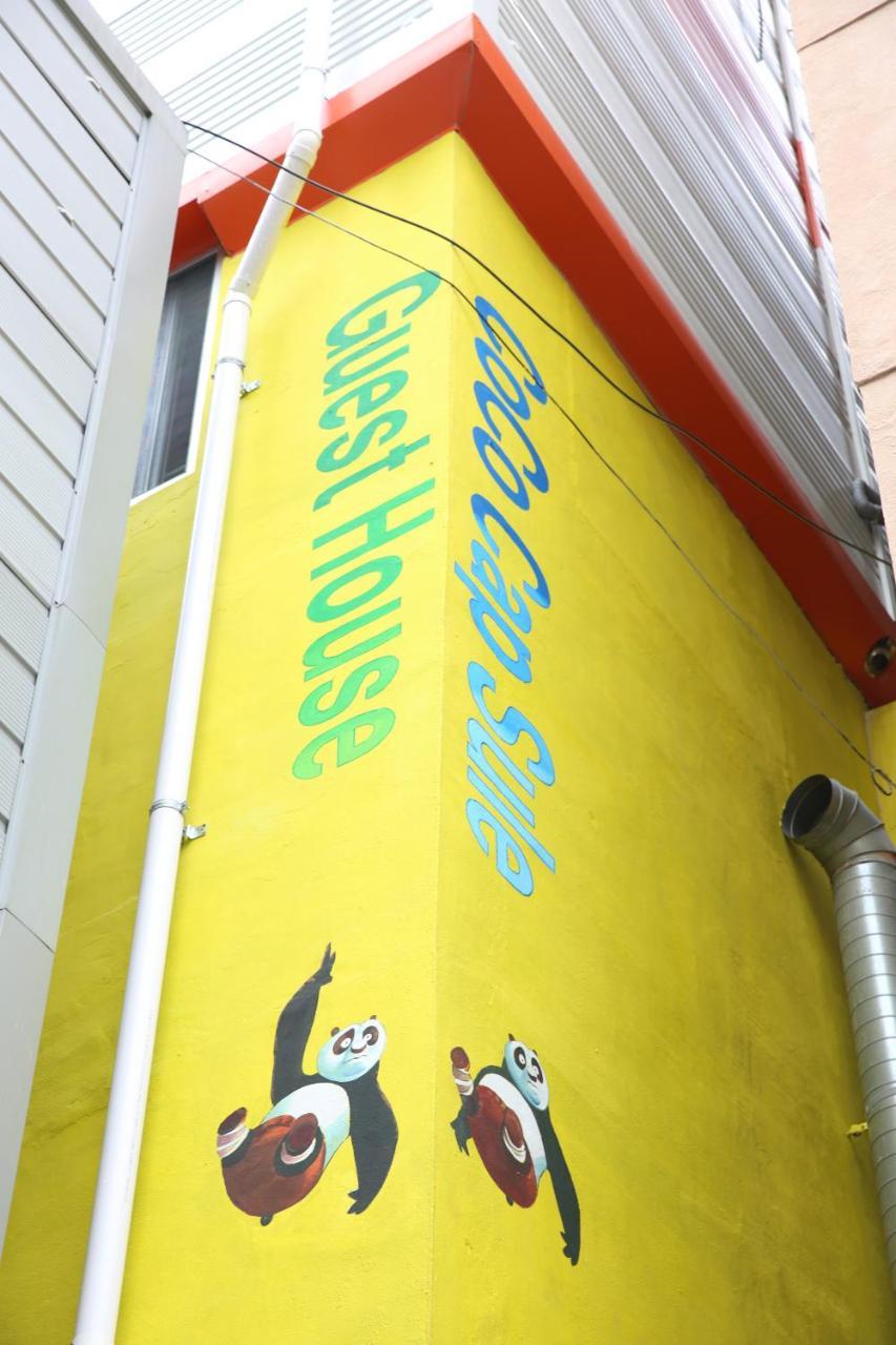 Coco Capsule Guesthouse Busan Bagian luar foto